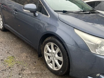Авто Toyota Avensis 2010 № 8051369