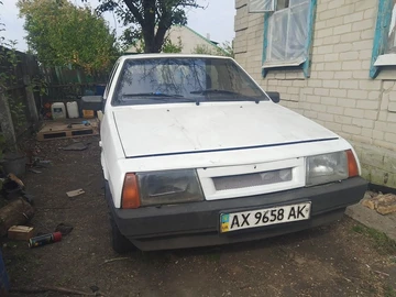 Авто ВАЗ 2109 1992 № 8051626
