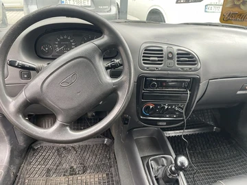Авто Daewoo Nubira 1998 № 8051658