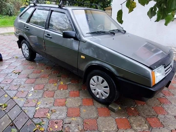 Авто ВАЗ 2109 1992 № 8051678