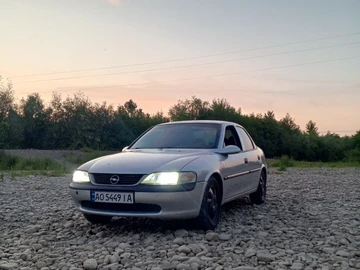 Авто Opel Vectra 1996 № 8051777