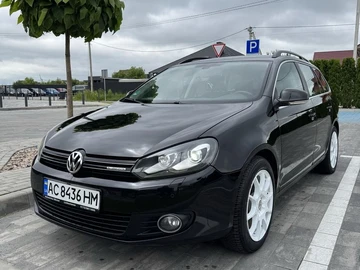 Авто Volkswagen Golf 2010 № 8051861