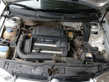 Авто Volkswagen Golf 1999 № 8051909