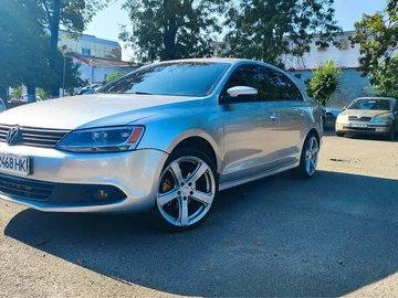 Авто Volkswagen Jetta 2010 № 8051920