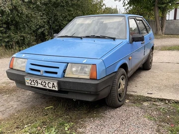 Авто ВАЗ 2109 1992 № 8051948