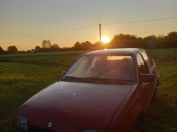 Авто Opel Kadett 1987 № 8052083