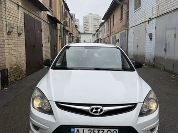 Авто Hyundai I30 2010 № 8052176