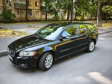 Авто Volvo V50 2011 № 8052188