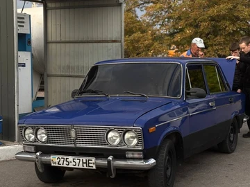 Авто ВАЗ 2103 1981 № 8052203