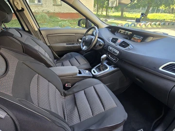 Авто Renault Grand Scenic 2010 № 8052459
