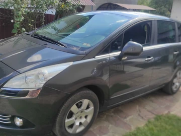 Авто Peugeot 5008 2010 № 8052491