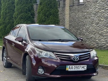 Авто Toyota Avensis 2012 № 8052524