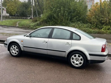 Авто Volkswagen Passat Sedan 1998 № 8052590