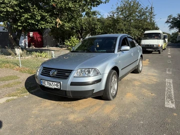 Авто Volkswagen Passat Sedan 2002 № 8052681