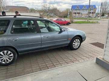 Авто Ford Mondeo 2000 № 8053141