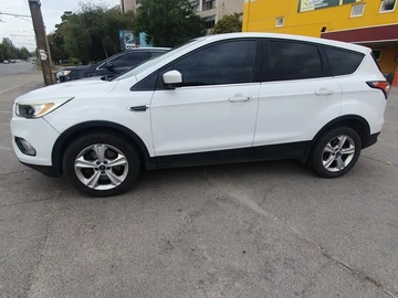 Авто Ford Escape 2016 № 8053327