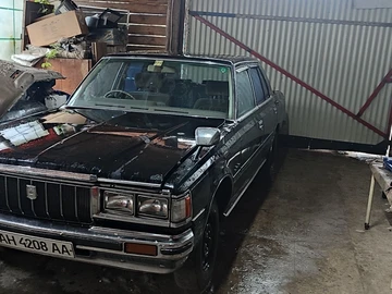 Авто Toyota Crown 1983 № 8053330