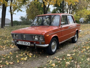 Авто ВАЗ 2103 1976 № 8053391
