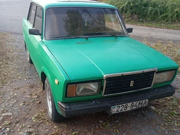 Авто ВАЗ 2107 1989 № 8053843