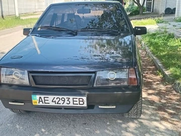 Авто ВАЗ 2109 1999 № 8053867
