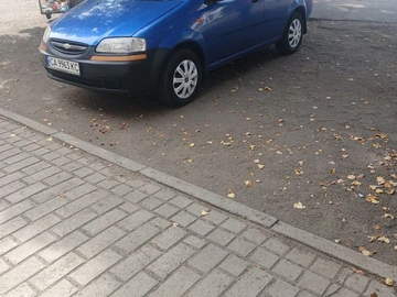 Авто Chevrolet Aveo 2005 № 8054145