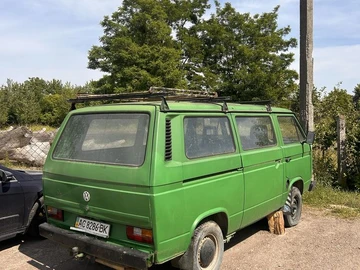 Авто Volkswagen Transporter 1989 № 8054149