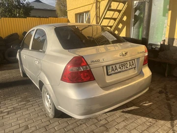 Авто Chevrolet Aveo 2006 № 8054239