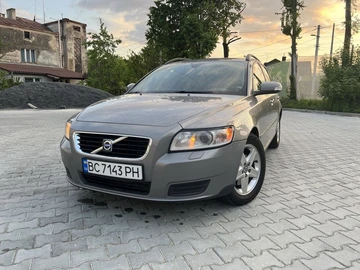 Авто Volvo V50 2007 № 8054324