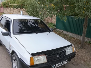 Авто ВАЗ 21099 1992 № 8054567