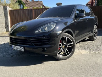Авто Porsche Cayenne 2011 № 8054739