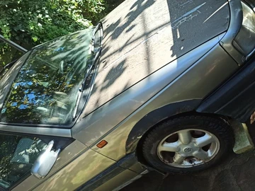 Авто Volkswagen Passat Variant 1993 № 8054972