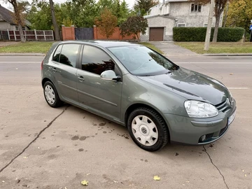Авто Volkswagen Golf 2008 № 8055001