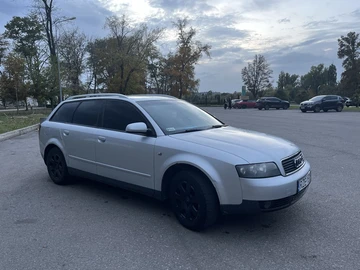 Авто Audi A4 2001 № 8055033