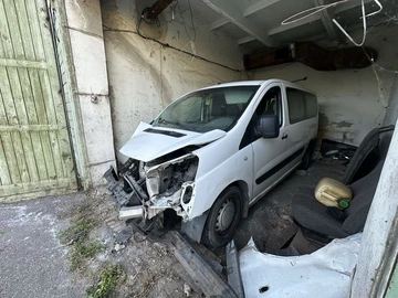 Авто Peugeot Expert 2007 № 8055094