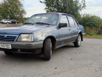 Авто Opel Ascona 1988 № 8055101