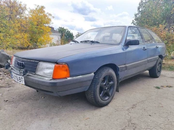 Авто Audi 100 1983 № 8055111