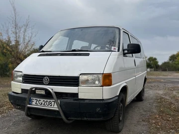 Авто Volkswagen Transporter 2000 № 8055402
