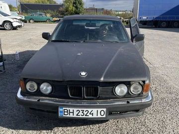 Авто BMW 7 Серия 1988 № 8055420