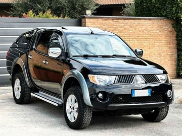 Авто Mitsubishi L 200 2009 № 8055424