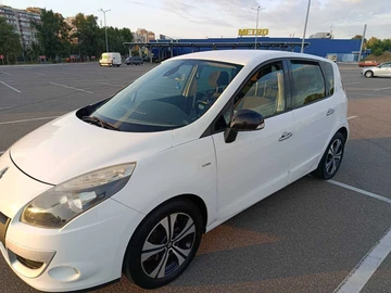 Авто Renault Scenic Iii 2011 № 8055484