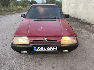 Авто Skoda Favorit 1993 № 8055671