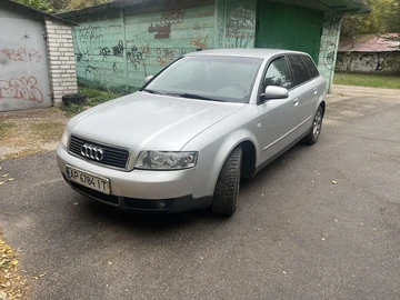 Авто Audi A4 2001 № 8055717