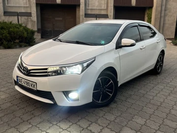 Авто Toyota Corolla 2016 № 8055721