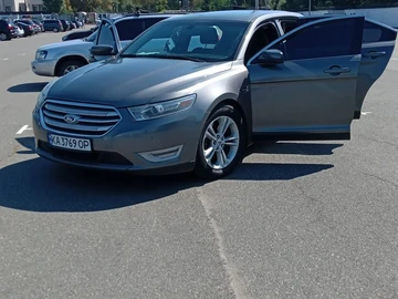 Авто Ford Taurus 2012 № 8055746