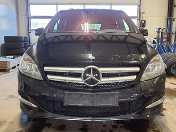 Авто Mercedes B Серия 2015 № 8055935