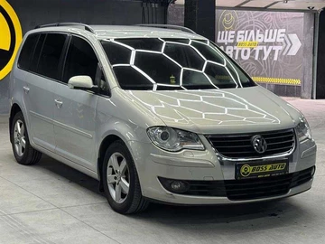 Авто Volkswagen Touran 2008 № 8055937