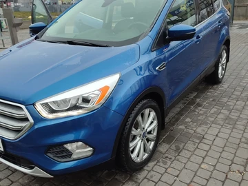 Авто Ford Escape 2017 № 8056143