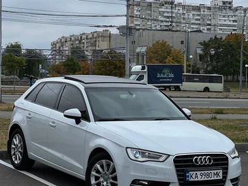 Авто Audi V8 2016 № 8056163