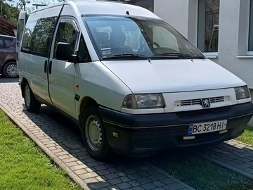 Авто Peugeot Expert 2000 № 8056175