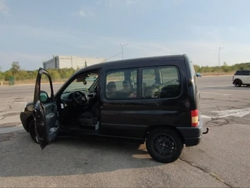 Авто Peugeot Partner 2007 № 8056177